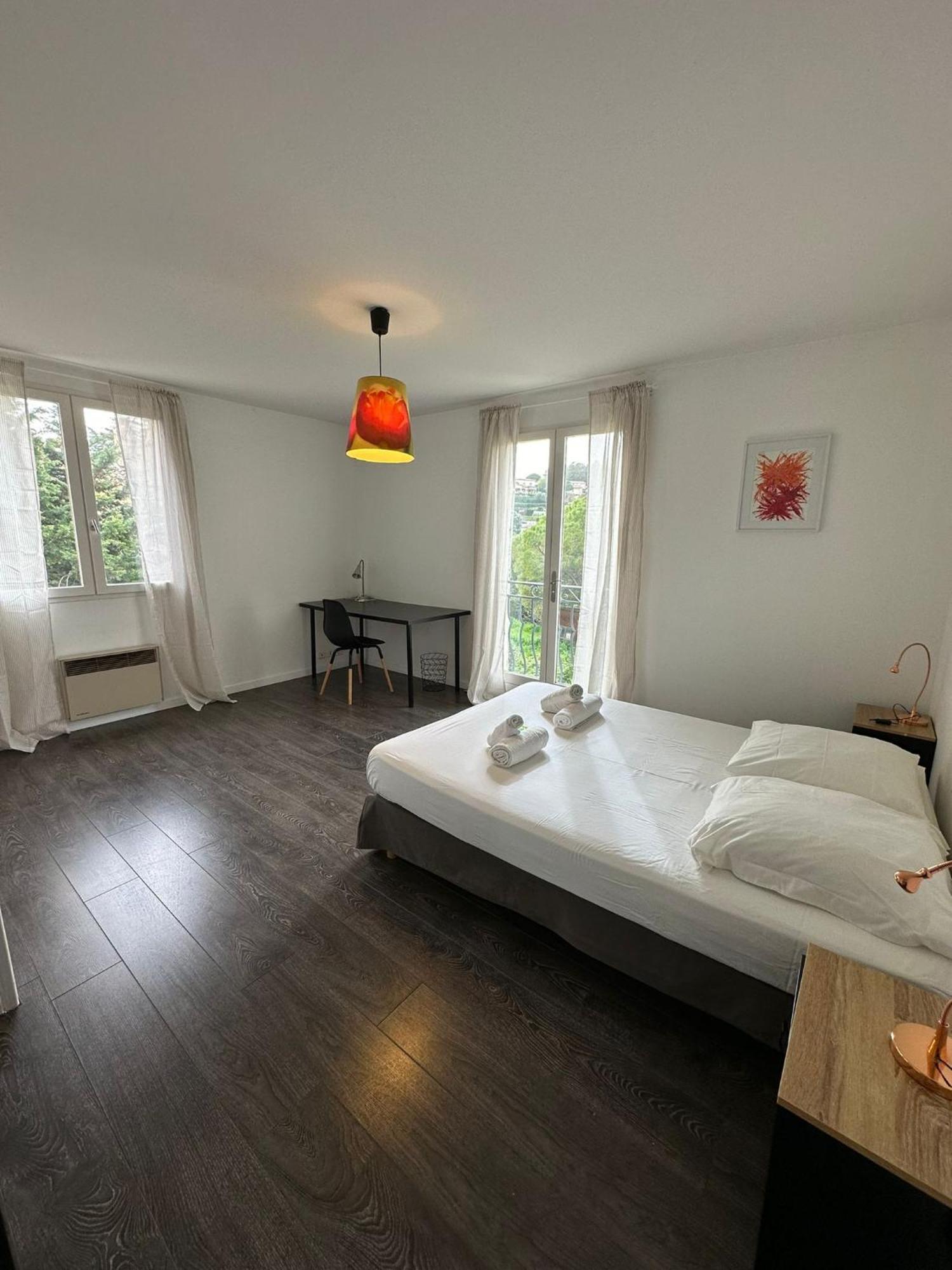 Villa Constance 3 Antibes - Spacieux Logement En Dernier Etage Екстериор снимка